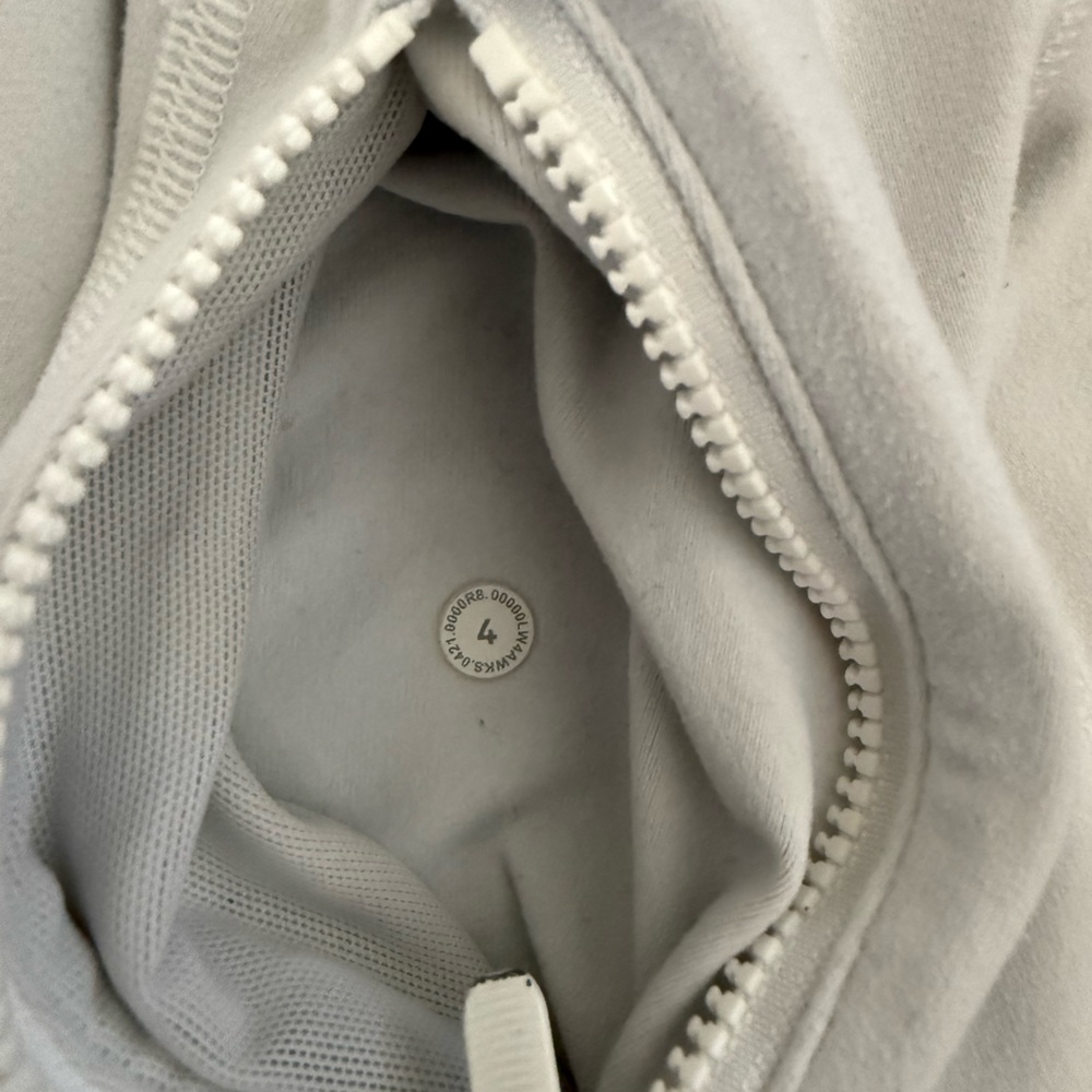 Lululemon jacket! - Picture 6 of 9